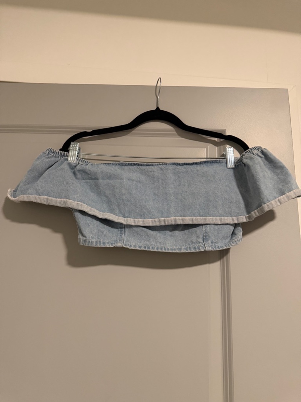 Off the Shoulder Denim Crop Top
